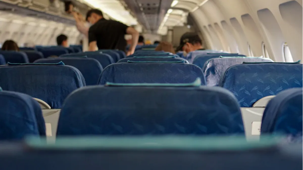 Top Travel Tips for Stress-Free Flights During the Holiday Season