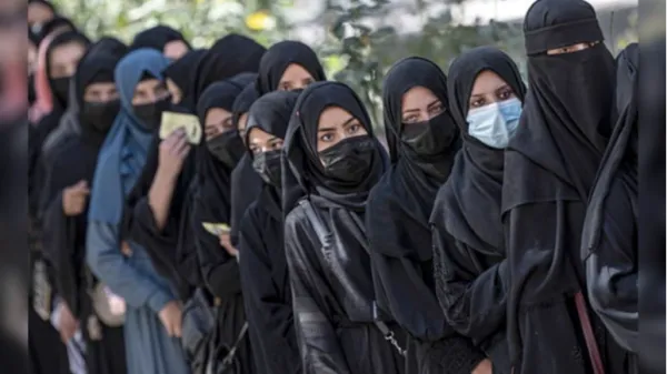 Afghan Women Face New Restrictions as Medical Training is Banned Amid Health Crisis