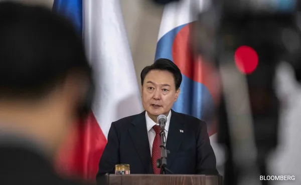 South Korea’s Political Turmoil Deepens: Security Chief Resigns Amidst Crisis