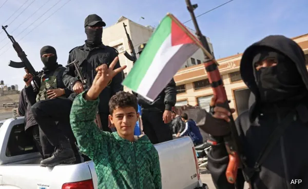 Palestinians Celebrate Ceasefire: A Moment of Hope Amid Destruction in Gaza
