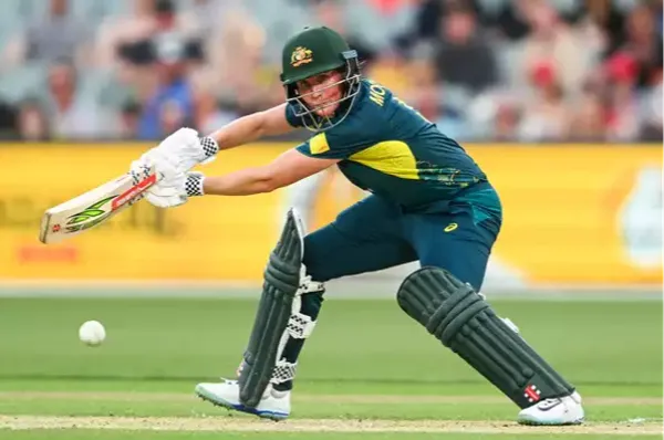 Ruthless Australia Dominate England, Edge Closer to Historic Ashes Cleansweep